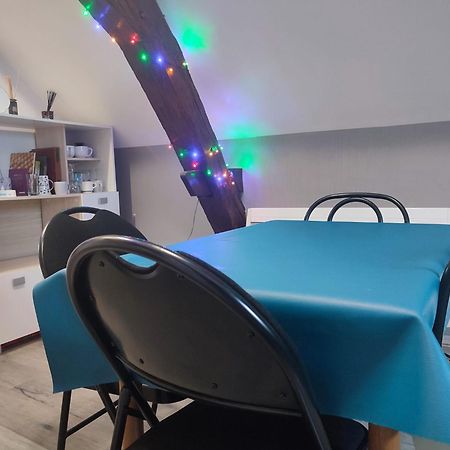 Grand Appartement Chaleureux Mirebeau-sur-Beze 외부 사진